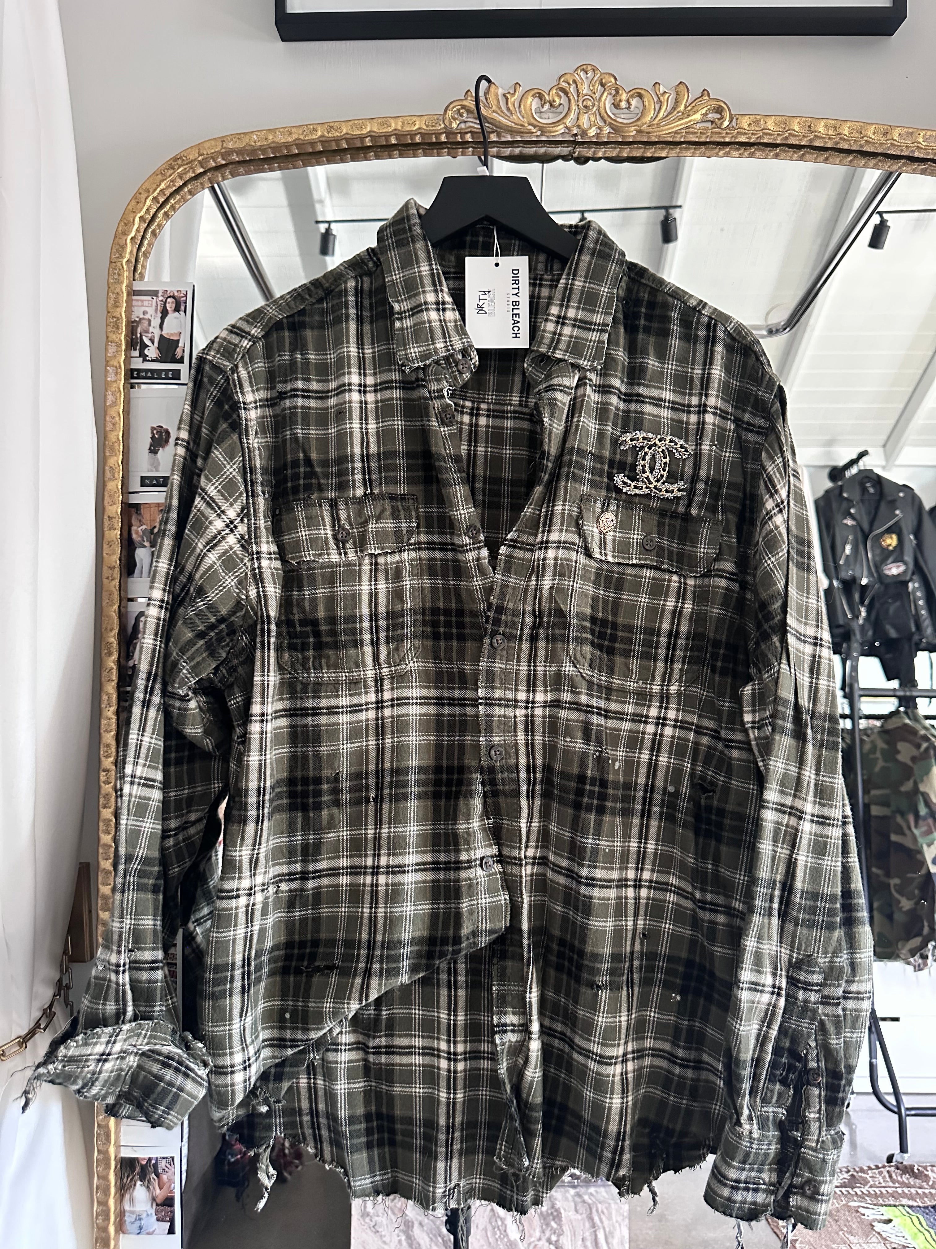 Large pine flannel